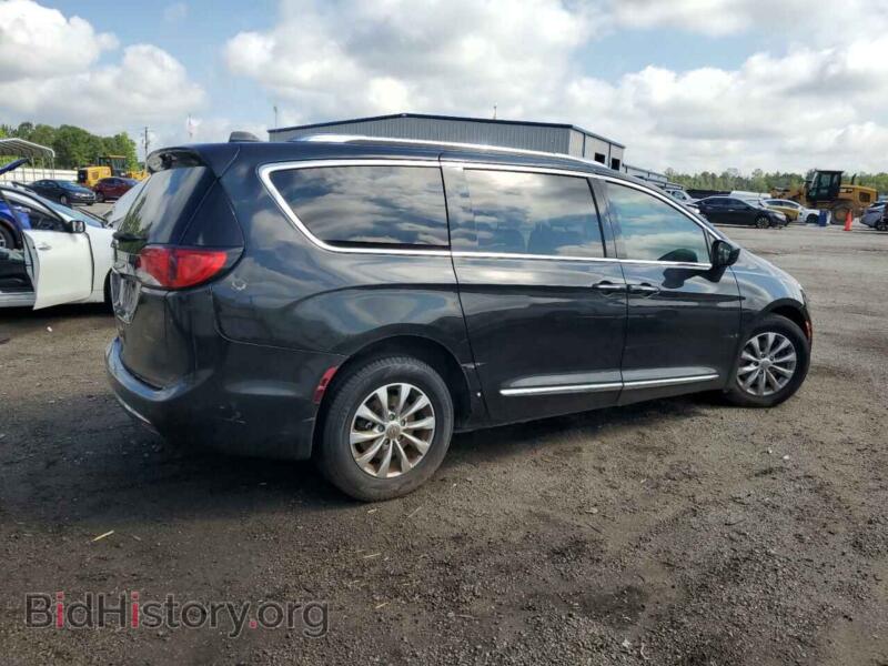 2018 Chrysler PACIFICA (VIN 2C4RC1BG9JR112172) — photo 3 of 13