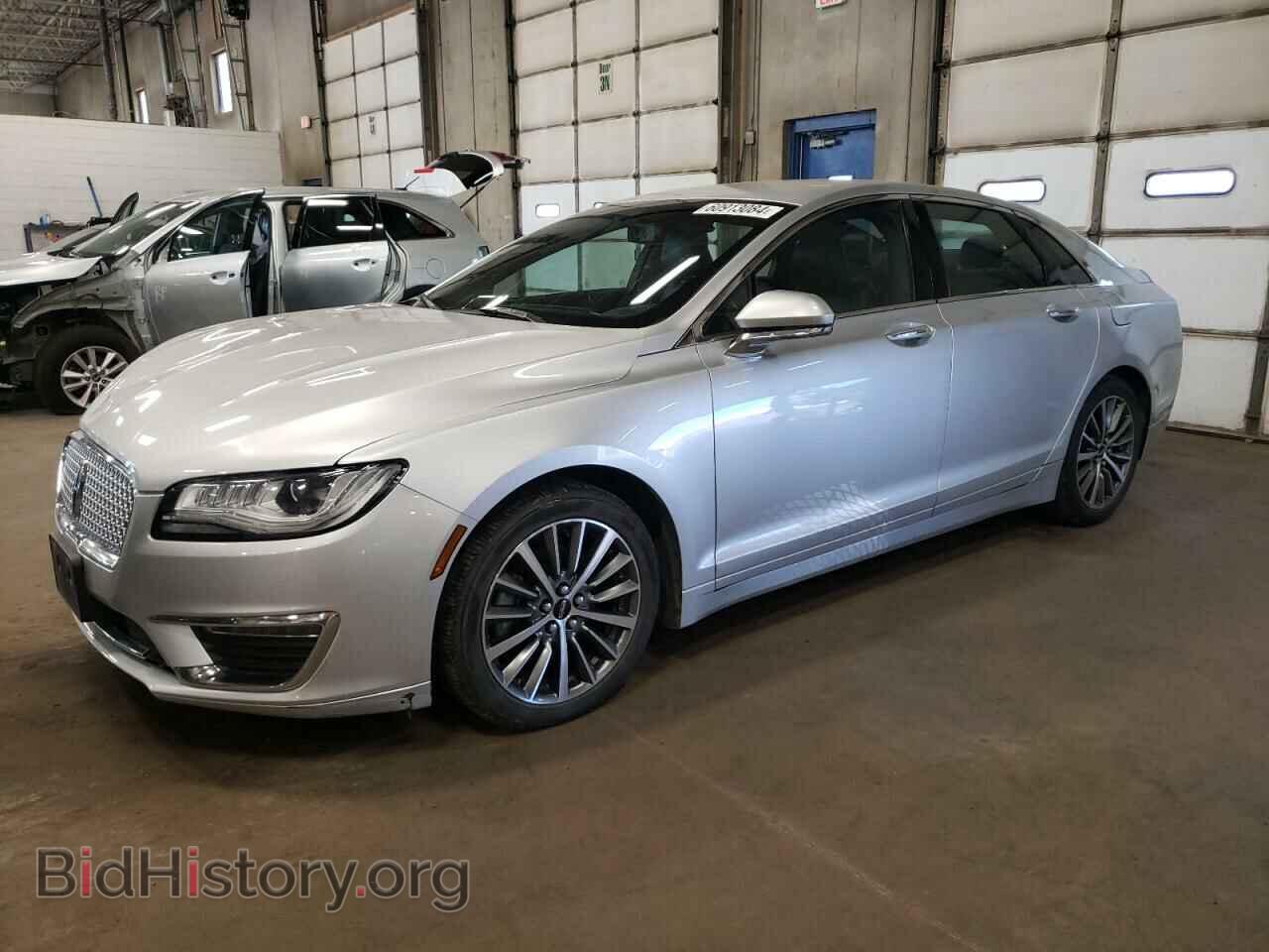 Photo 3LN6L5A98HR620579 - LINCOLN MKZ 2017