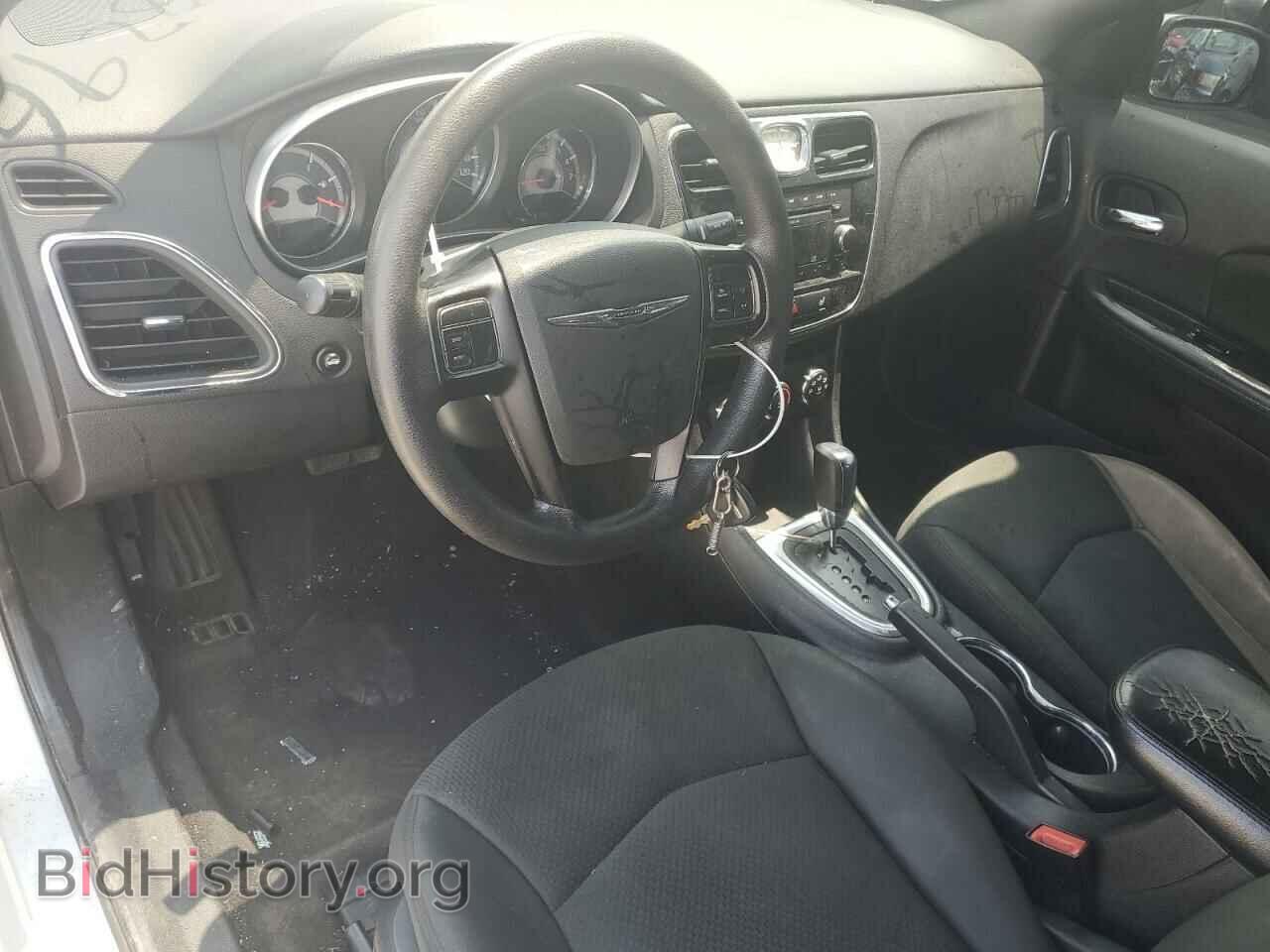 2011 CHRYSLER 200 - VIN: 1C3BC4FB3BN538296 - Фото 8