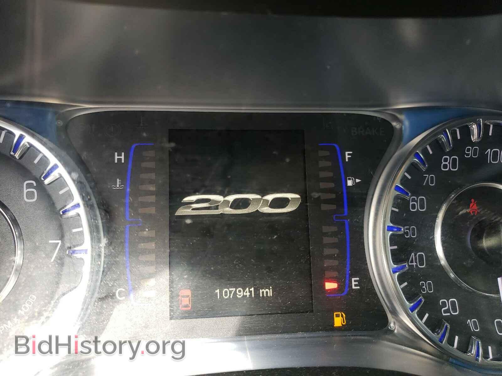 2015 CHRYSLER 200 - VIN: 1C3CCCAB0FN620885 - Фото 8