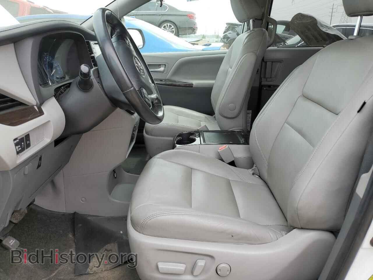 2020 TOYOTA All Models - VIN: 5TDYZ3DC1LS044671 - Фото 7