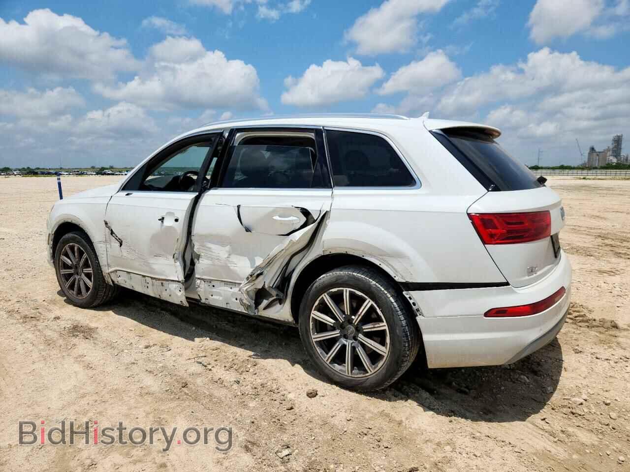 2017 AUDI Q7 - VIN: WA1VAAF74HD039914 - Фото 2