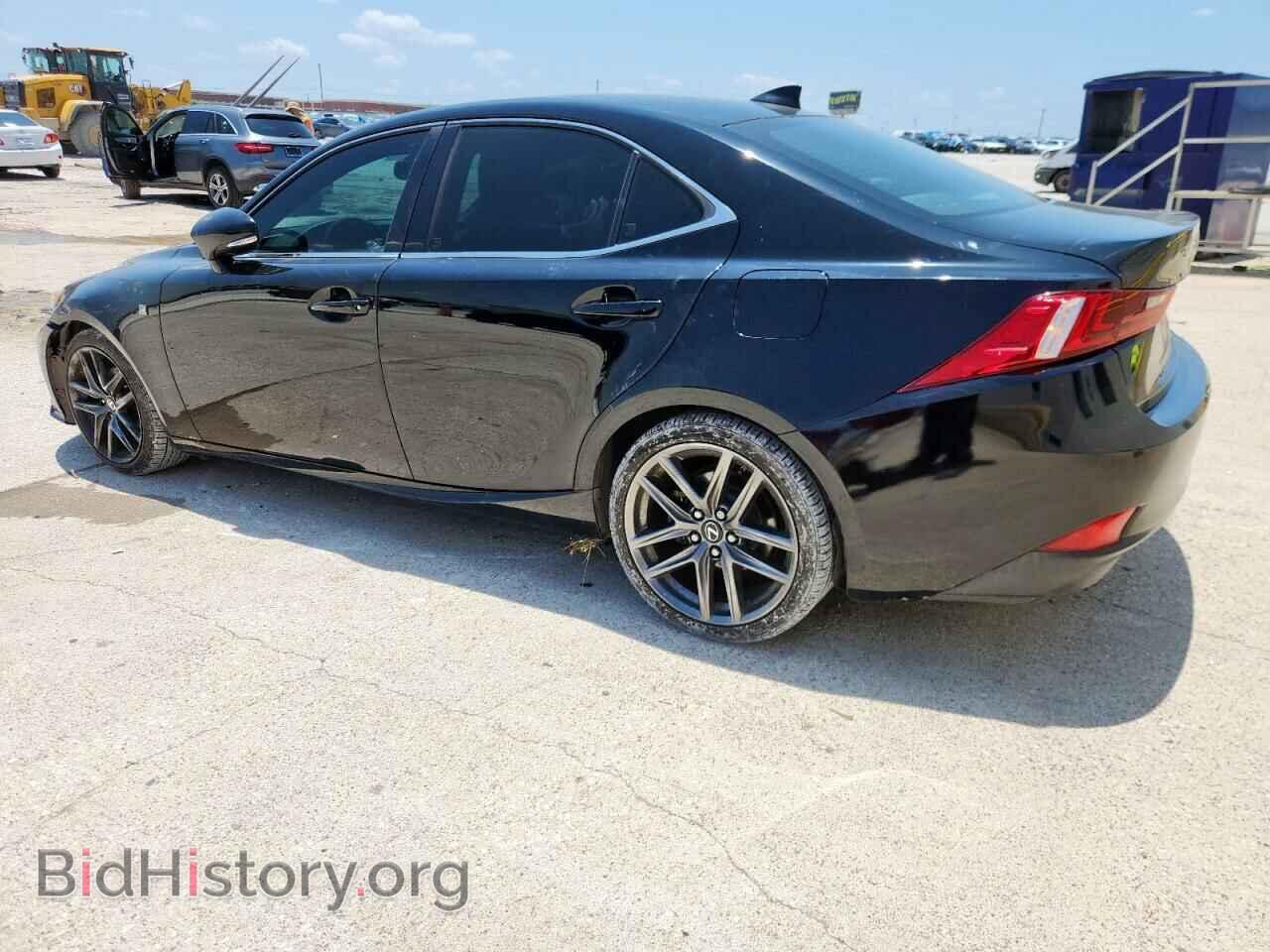 2014 LEXUS IS - VIN: JTHBF1D24E5031835 - Photo 2