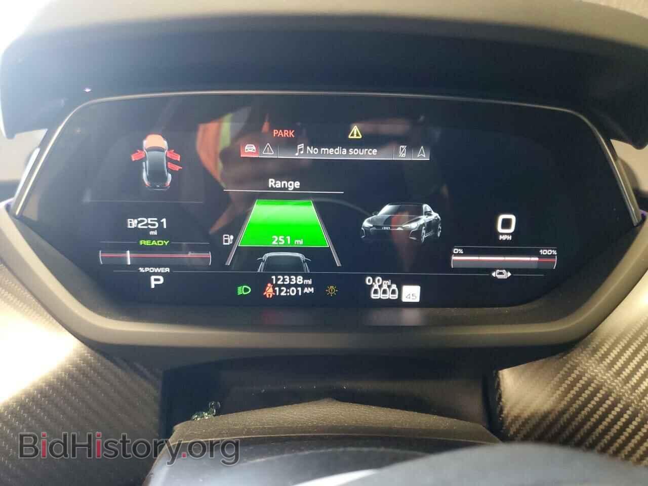 2023 AUDI E-TRON GT - VIN: WAUCJBFW0P7000421 - Фото 9