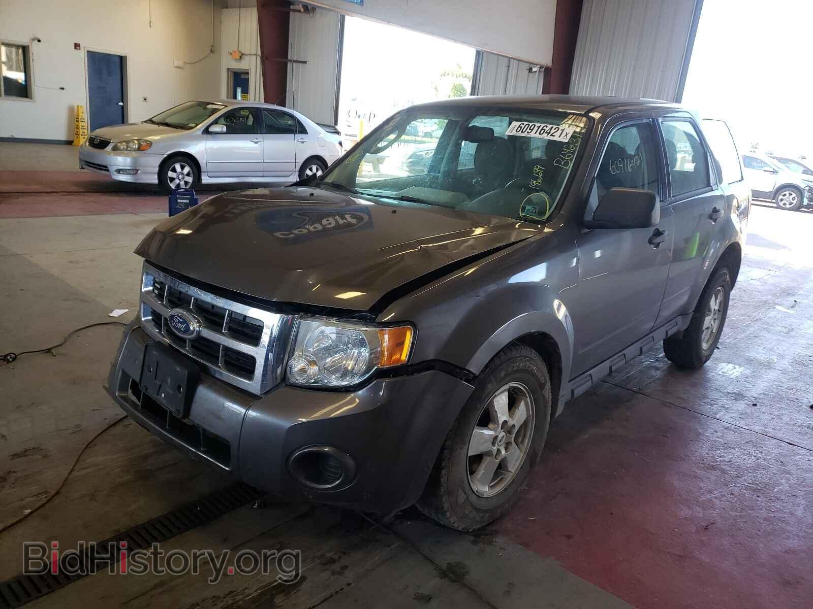 2011 FORD ESCAPE - VIN: 1FMCU9C71BKB64231 - Фото 2