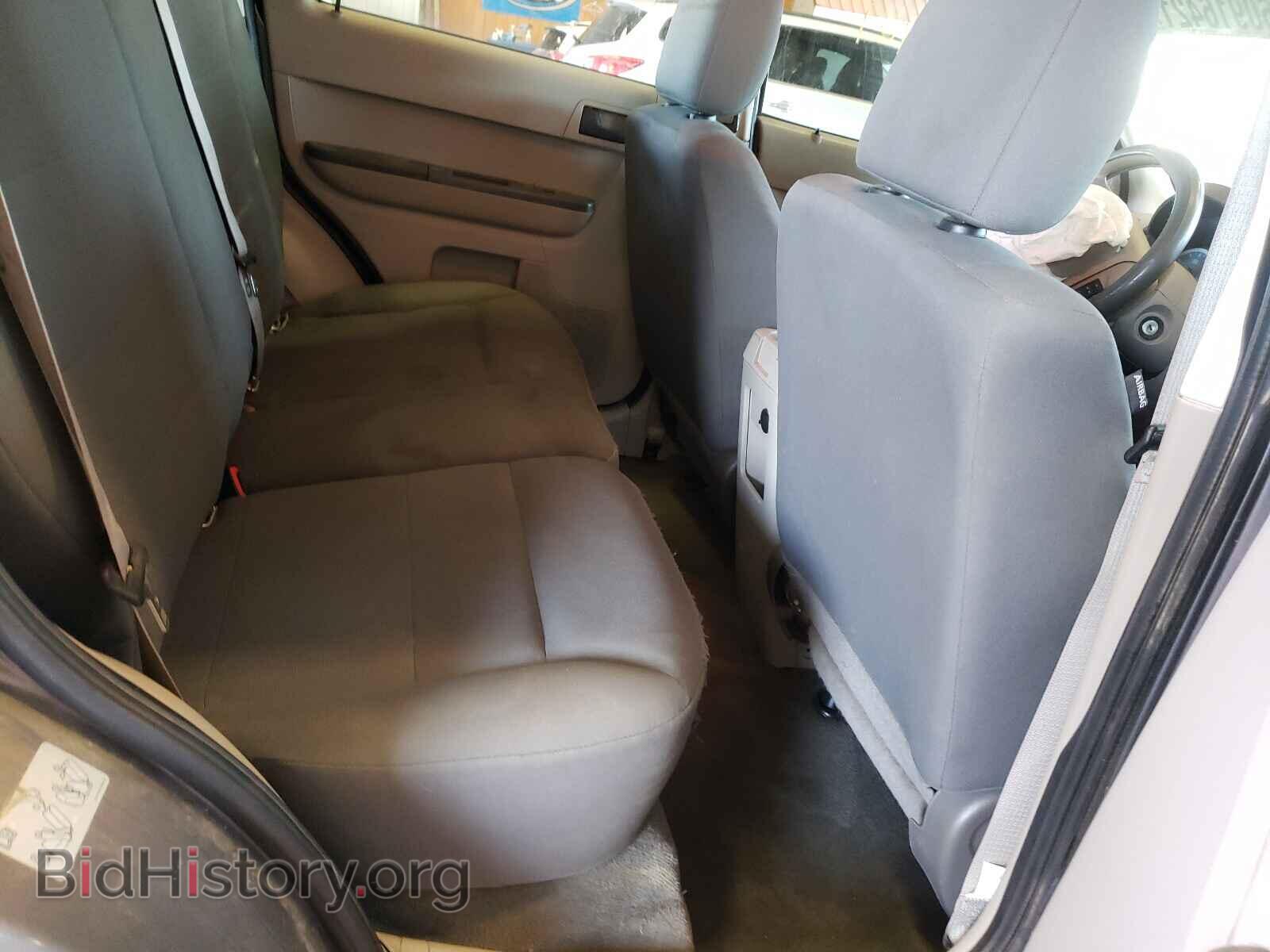 2011 FORD ESCAPE - VIN: 1FMCU9C71BKB64231 - Фото 6