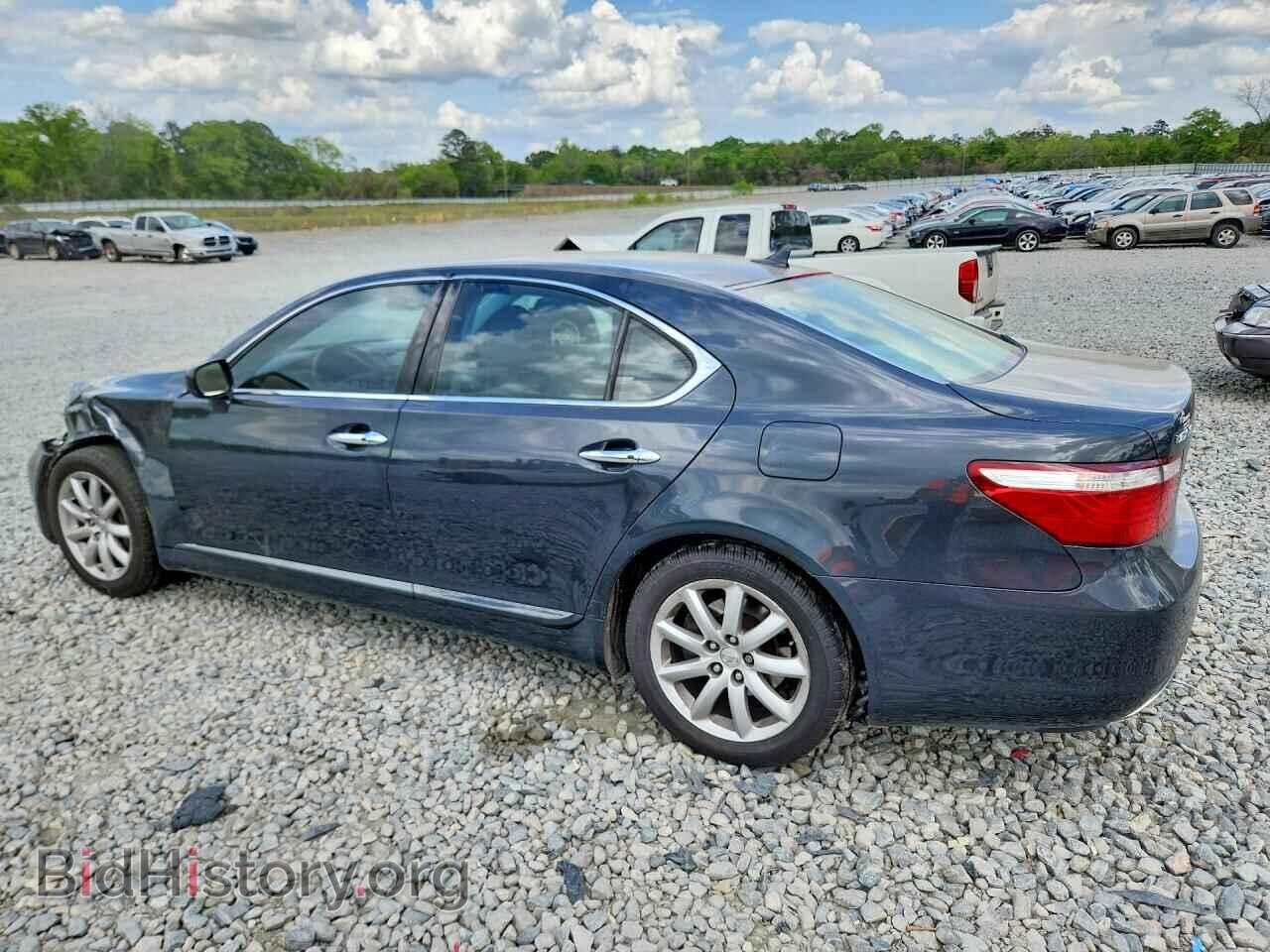 2007 LEXUS LS500 - VIN: JTHBL46FX75011618 - Photo 2