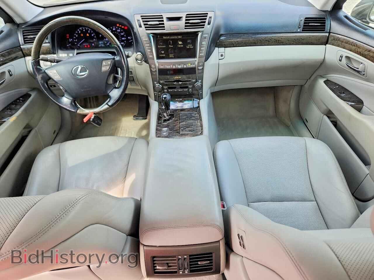2007 LEXUS LS500 - VIN: JTHBL46FX75011618 - Photo 8