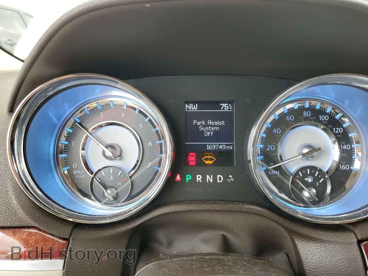 2011 CHRYSLER 300 - VIN: 2C3CA6CT6BH554813 - Фото 9