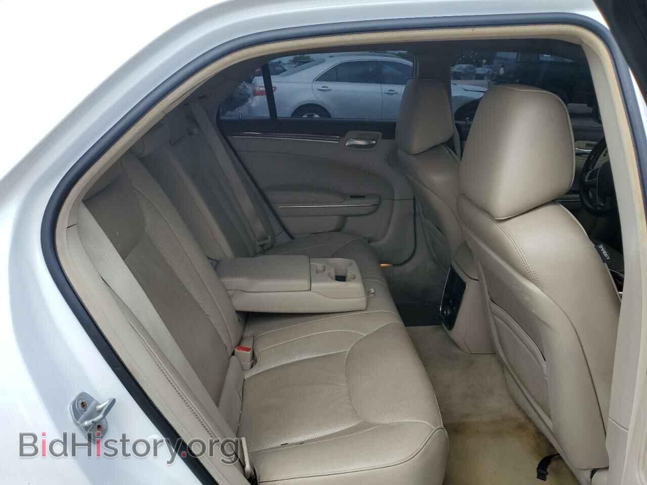 2011 CHRYSLER 300 - VIN: 2C3CA6CT6BH554813 - Фото 10