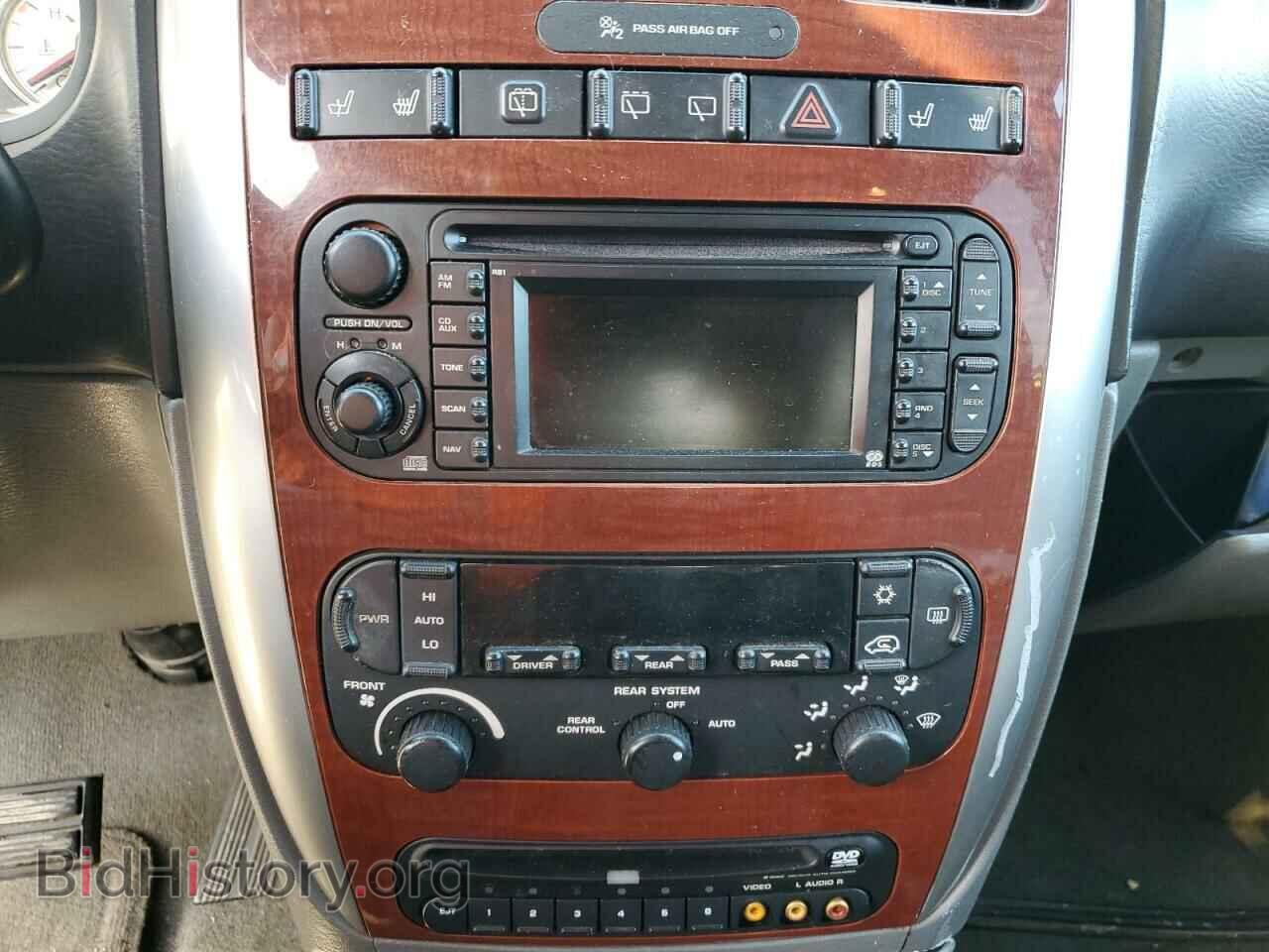 2006 CHRYSLER MINIVAN - VIN: 2A4GP64L66R826040 - Фото 9