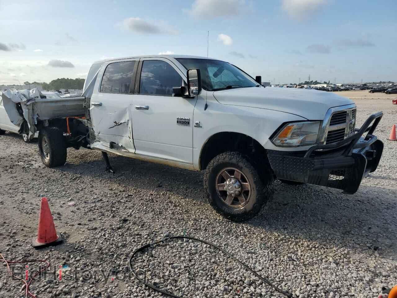 2011 DODGE All Models - VIN: 3D7UT2HL5BG541858 - Photo 4