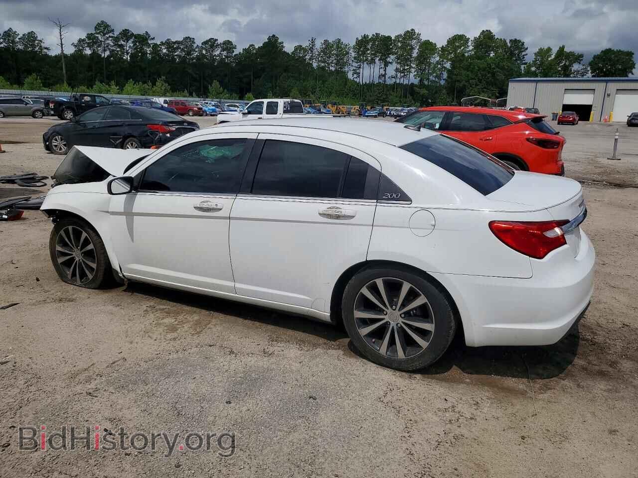 2014 CHRYSLER 200 - VIN: 1C3CCBBB4EN152666 - Photo 2