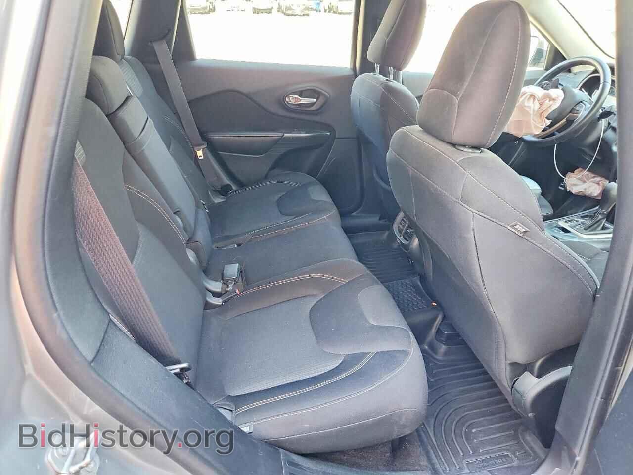 2015 JEEP CHEROKEE - VIN: 1C4PJLCB2FW670441 - Photo 10