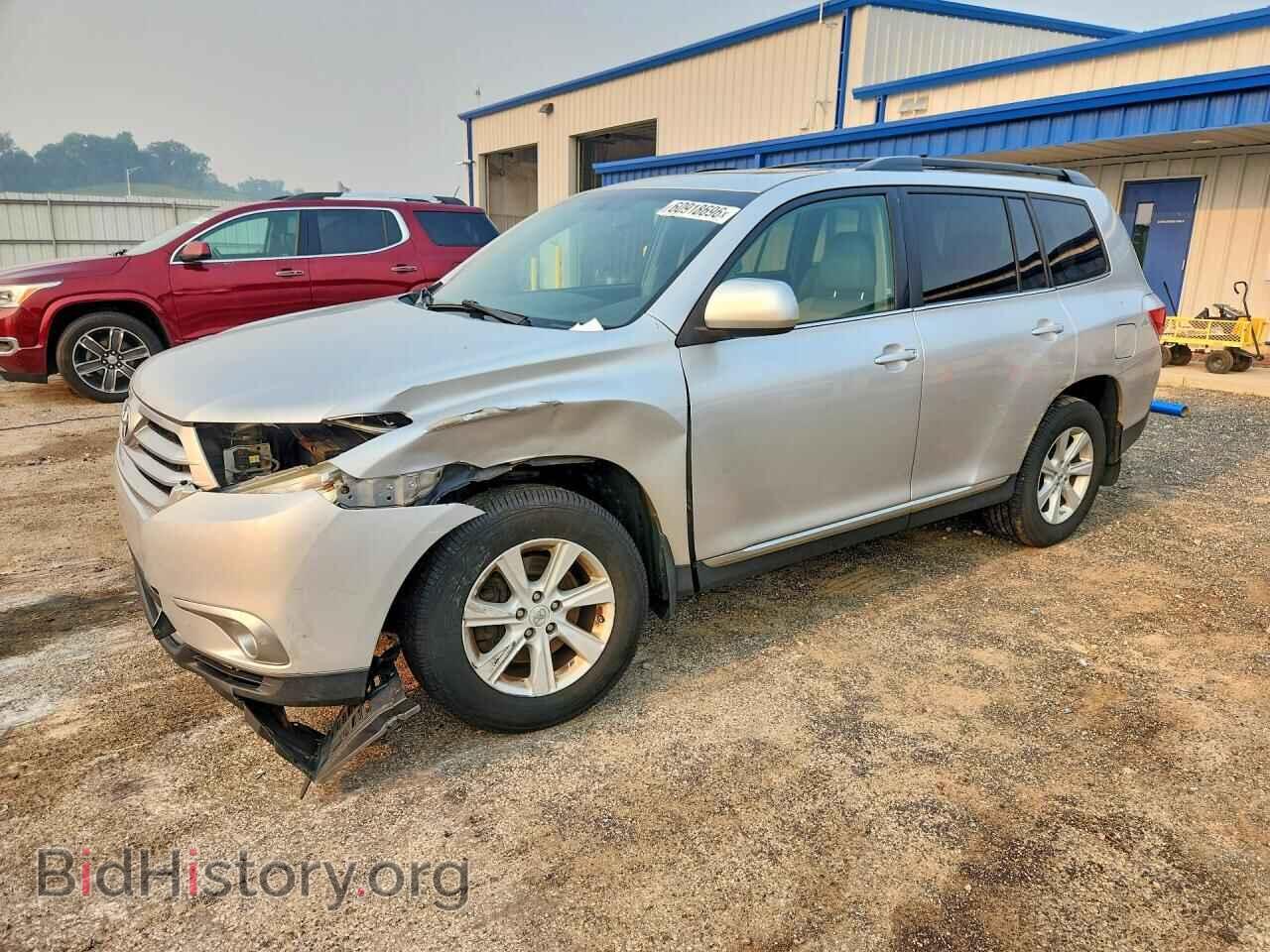 Фотография 5TDBK3EH8CS156839 - TOYOTA HIGHLANDER 2012