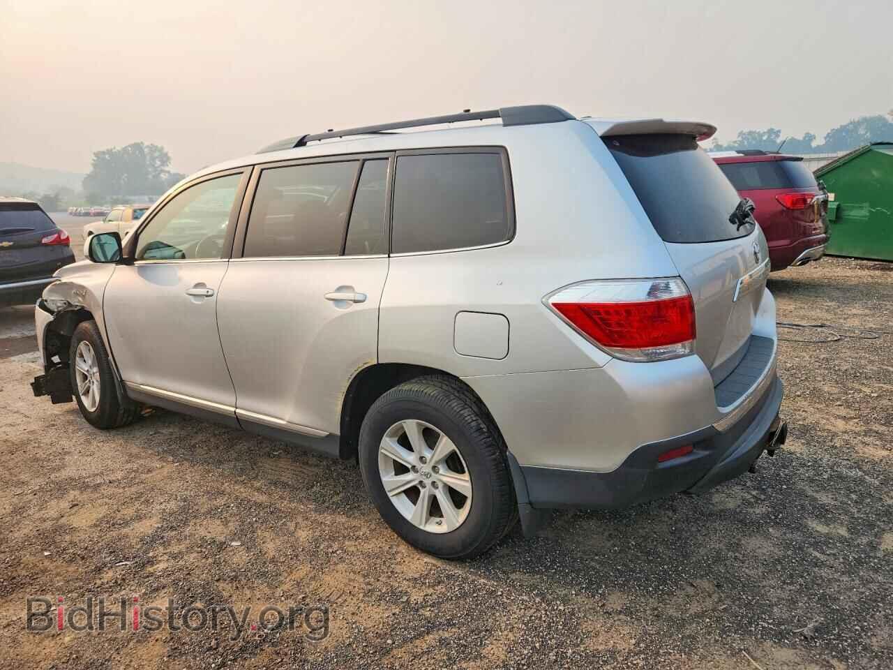 2012 TOYOTA HIGHLANDER - VIN: 5TDBK3EH8CS156839 - Photo 2