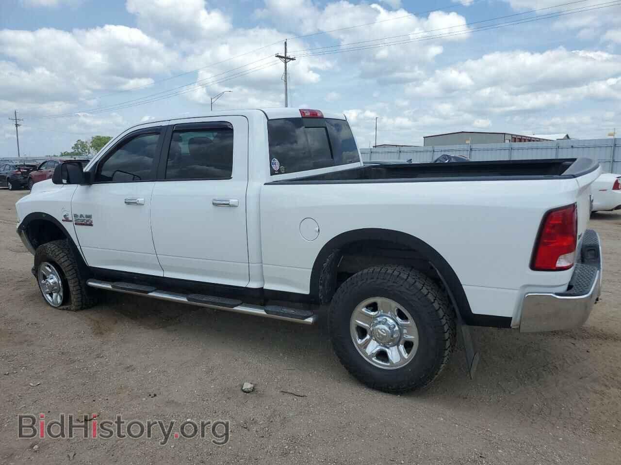 2014 RAM All Models - VIN: 3C6UR5DL4EG223581 - Photo 2