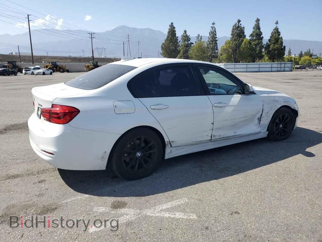 2016 BMW 3 SERIES - VIN: WBA8A9C55GK618261 - Фото 3