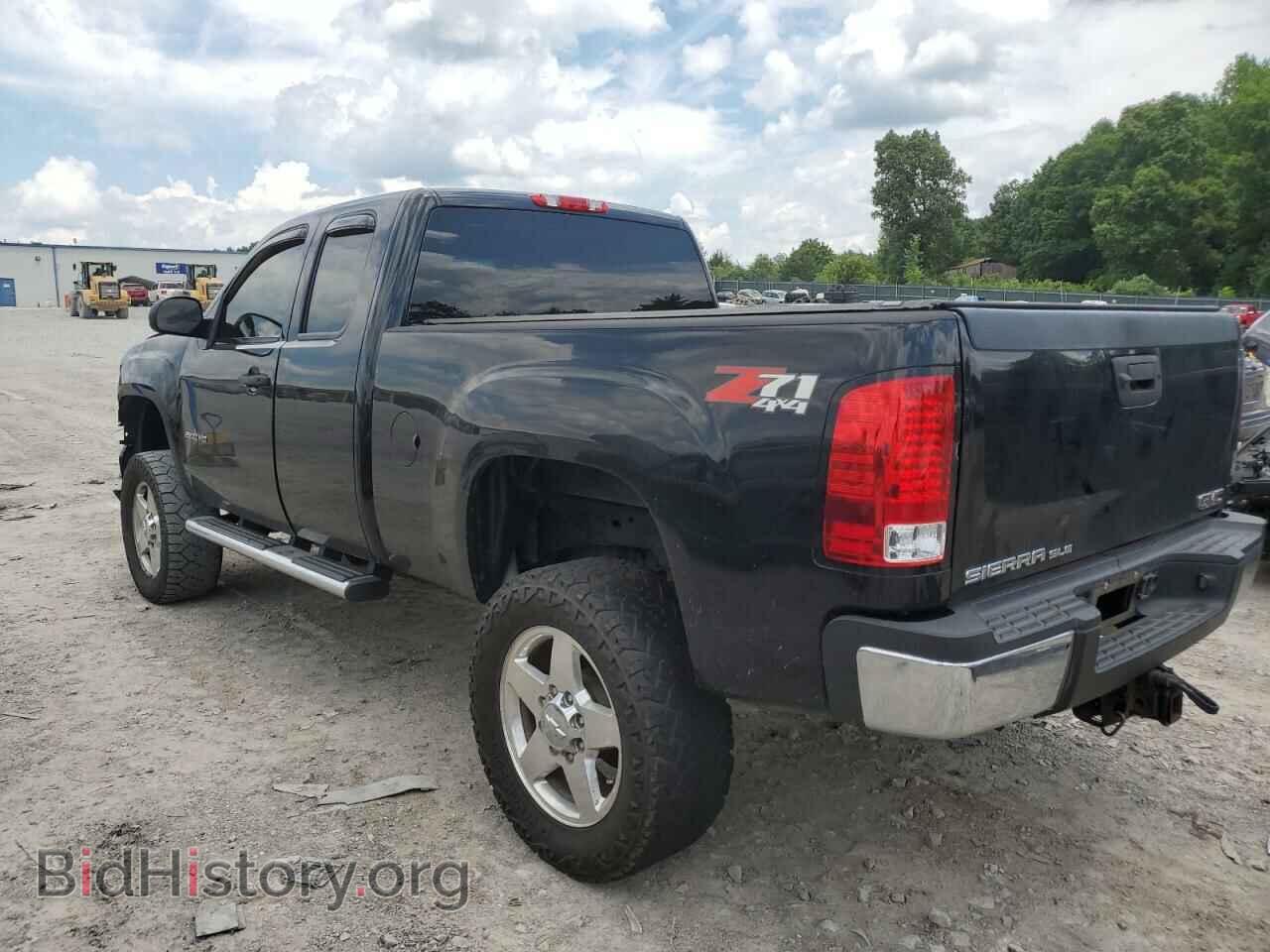 2011 GMC SIERRA - VIN: 1GT220C8XBZ344857 - Фото 2