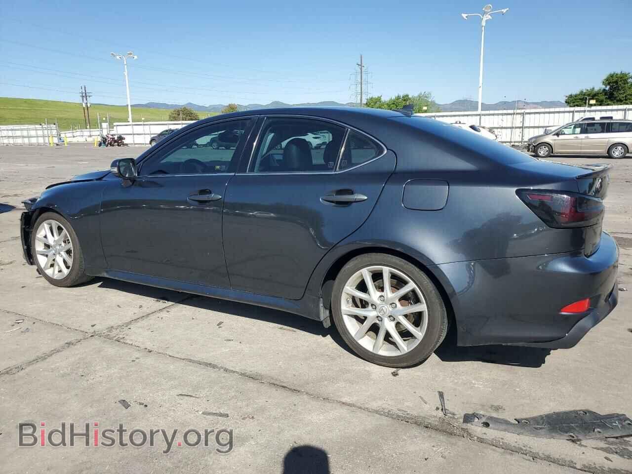 2011 LEXUS IS - VIN: JTHCF5C29B2035471 - Photo 2