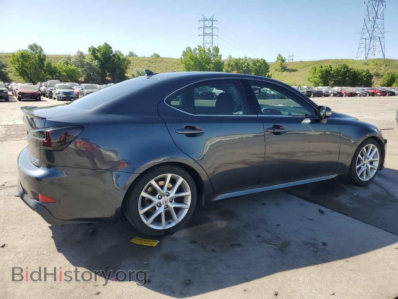 2011 LEXUS IS - VIN: JTHCF5C29B2035471 - Photo 3