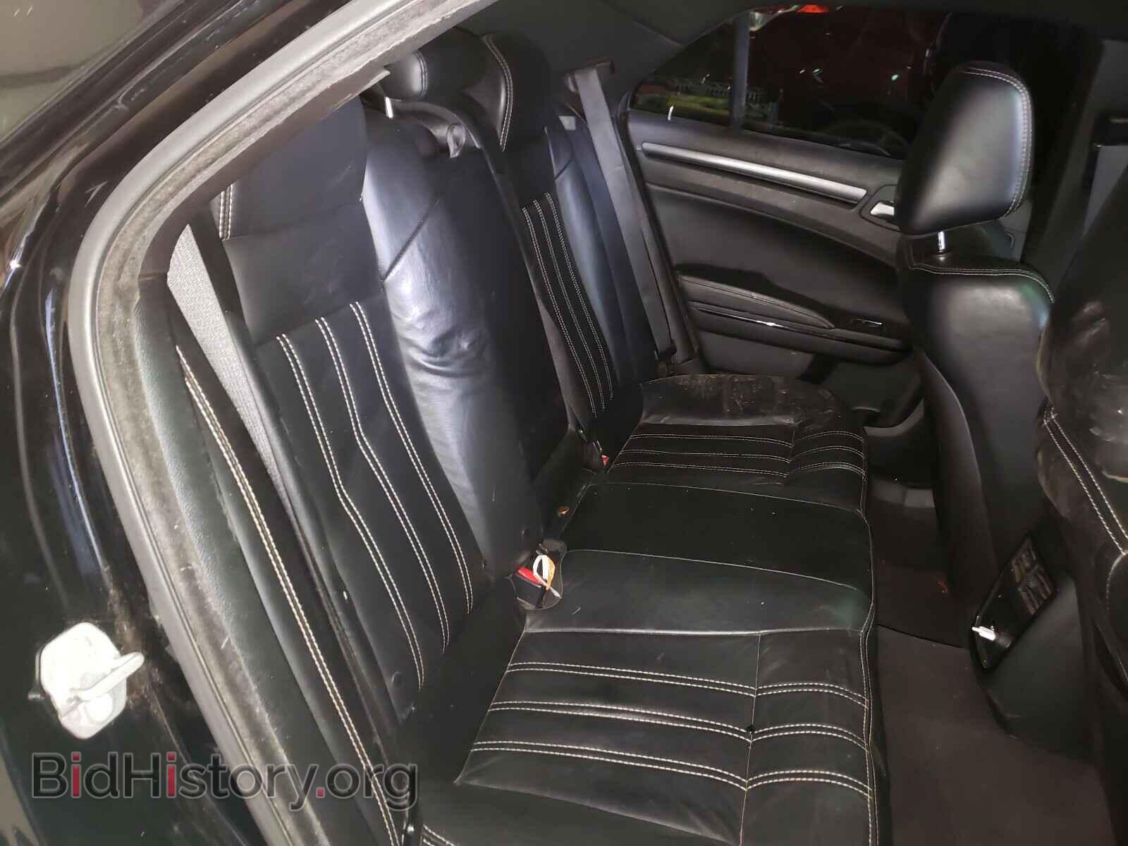 2016 CHRYSLER 300 - VIN: 2C3CCAGG7GH298716 - Фото 6