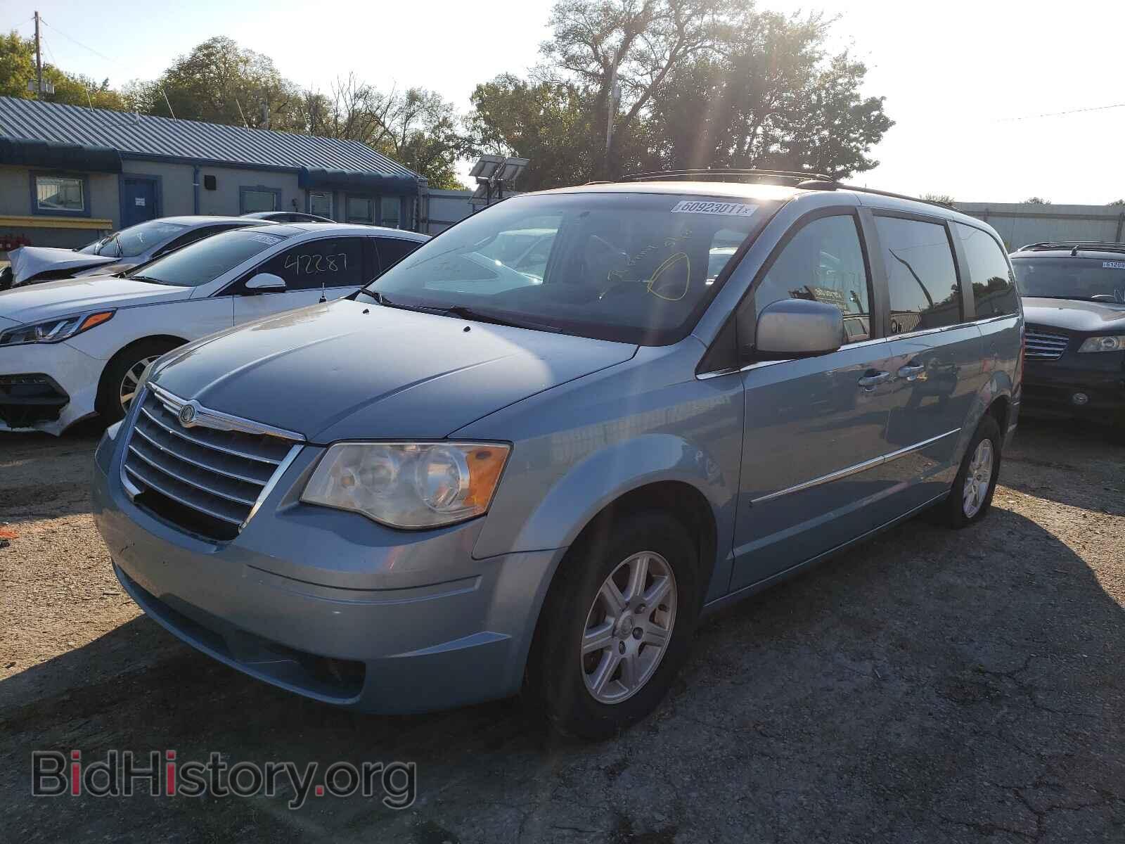 2010 CHRYSLER MINIVAN - VIN: 2A4RR5D19AR193909 - Фото 2