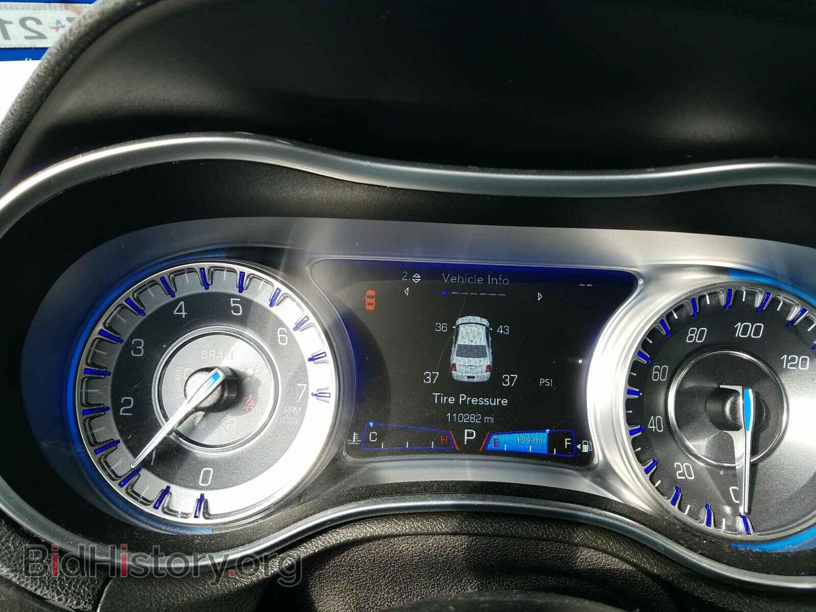 2017 CHRYSLER 300 - VIN: 2C3CCAEGXHH560006 - Фото 8