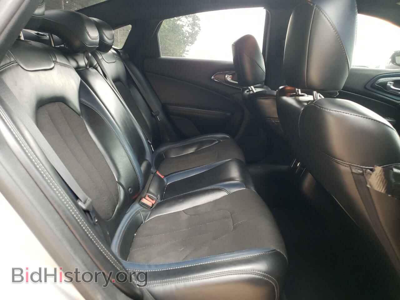 2016 CHRYSLER 200 - VIN: 1C3CCCBB3GN151100 - Фото 10