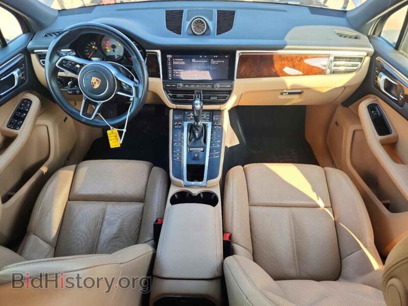 2020 Porsche MACAN (VIN WP1AB2A51LLB35252) — photo 8 of 14