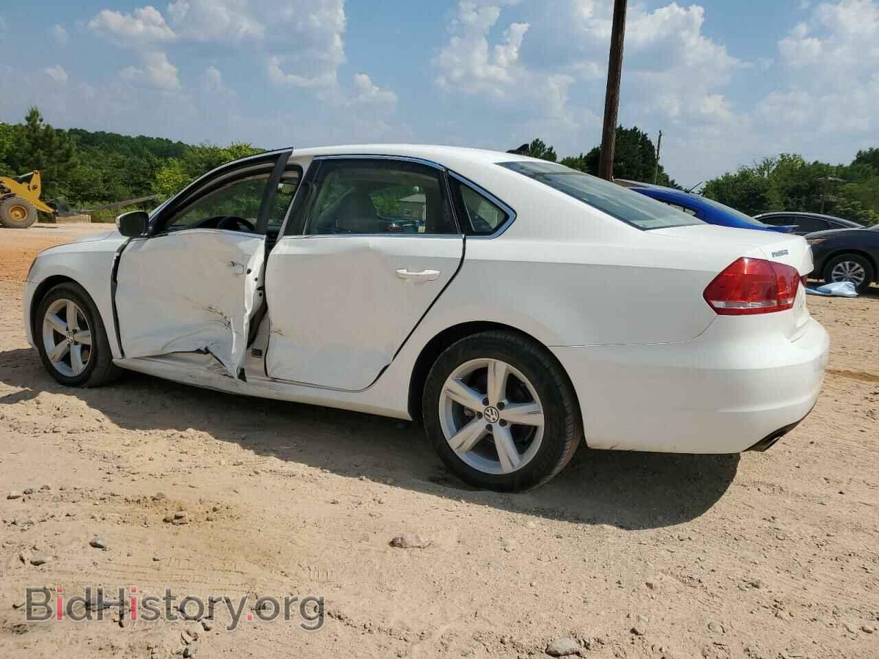 2013 VOLKSWAGEN PASSAT - VIN: 1VWBP7A32DC113133 - Фото 2