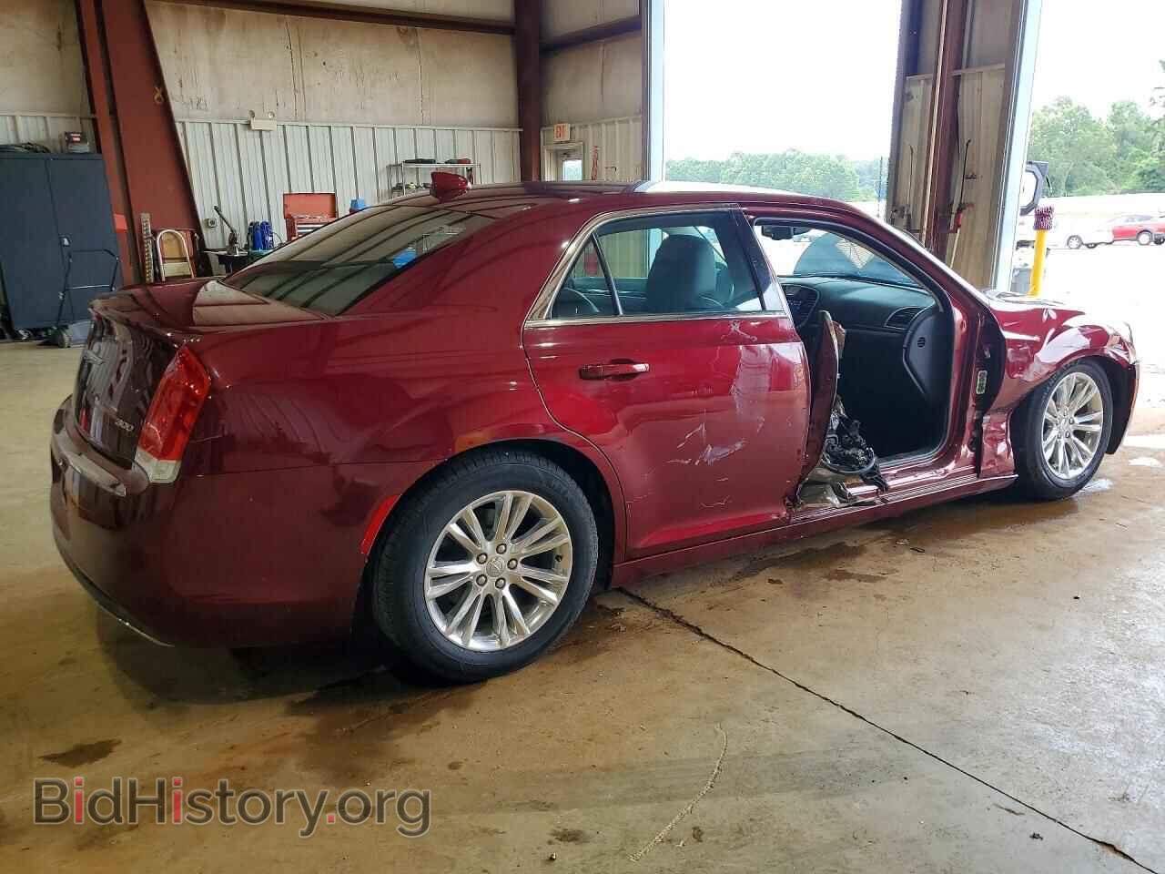 2017 CHRYSLER 300 - VIN: 2C3CCAAG9HH547088 - Фото 3