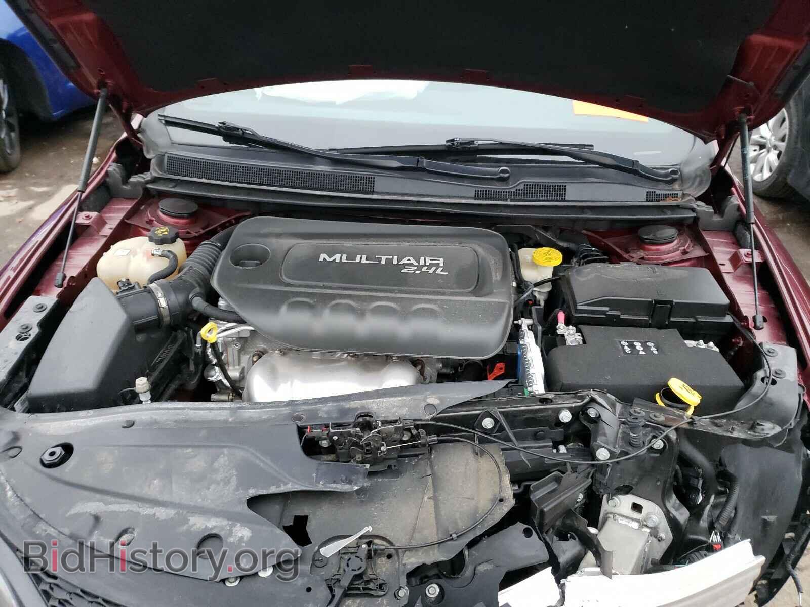 2016 CHRYSLER 200 - VIN: 1C3CCCBB3GN147760 - Фото 6