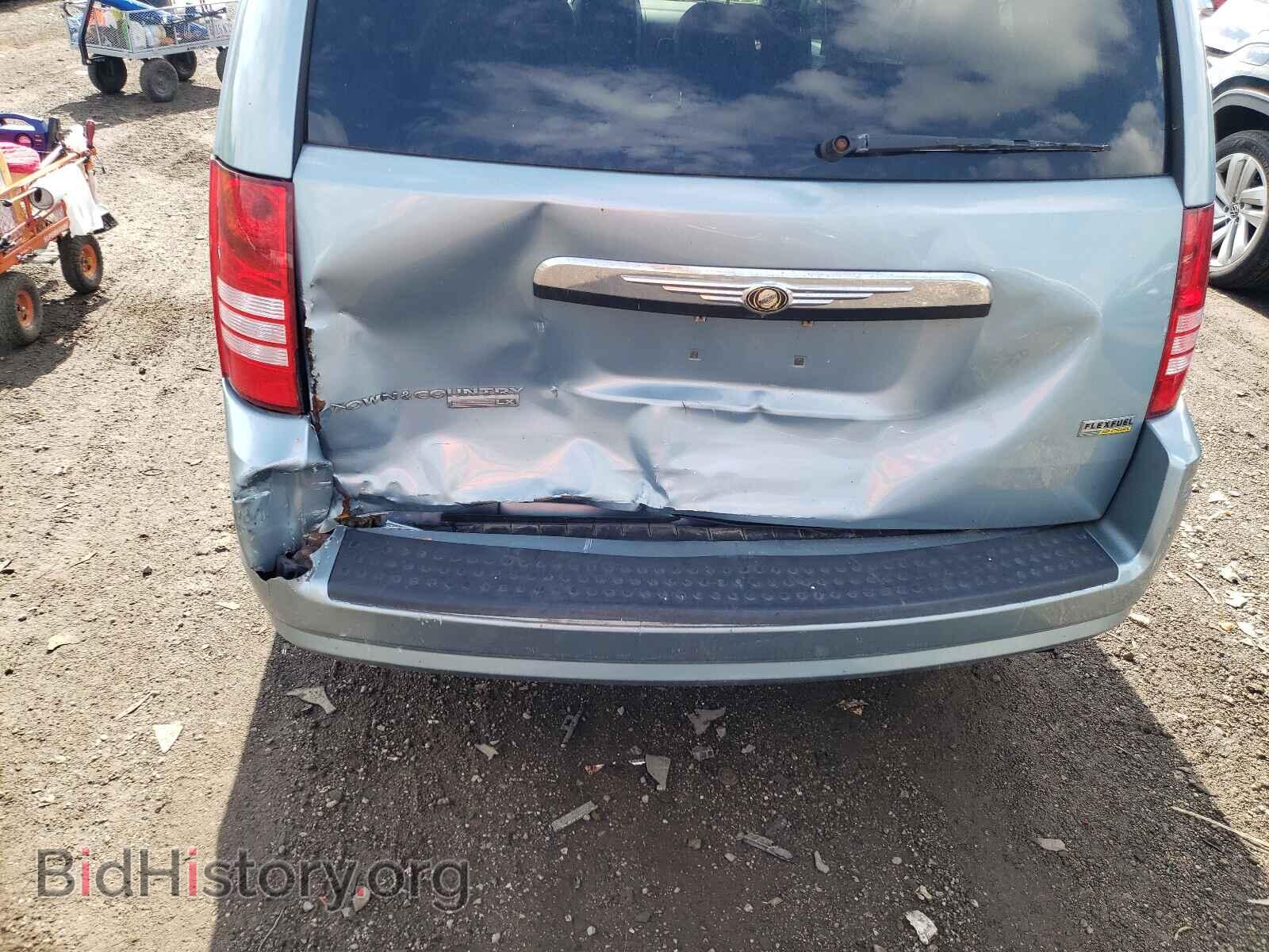 2008 CHRYSLER MINIVAN - VIN: 2A8HR44H68R697359 - Фото 9