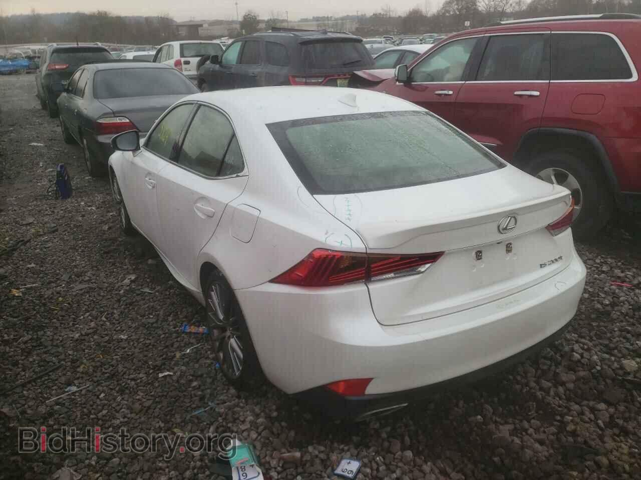 2017 LEXUS IS - VIN: JTHBA1D29H5057818 - Фото 3