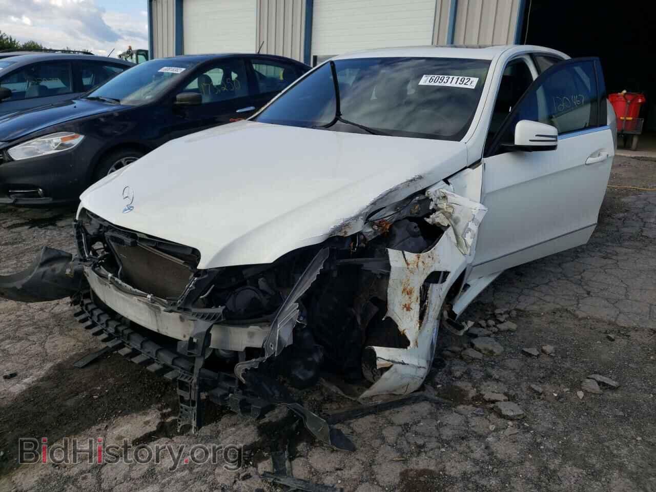 2012 MERCEDES-BENZ E-CLASS - VIN: WDDHF8JB4CA562259 - Фото 2