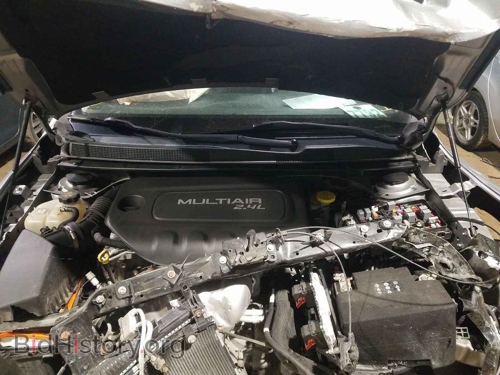 2016 CHRYSLER 200 - VIN: 1C3CCCAB3GN103176 - Photo 7