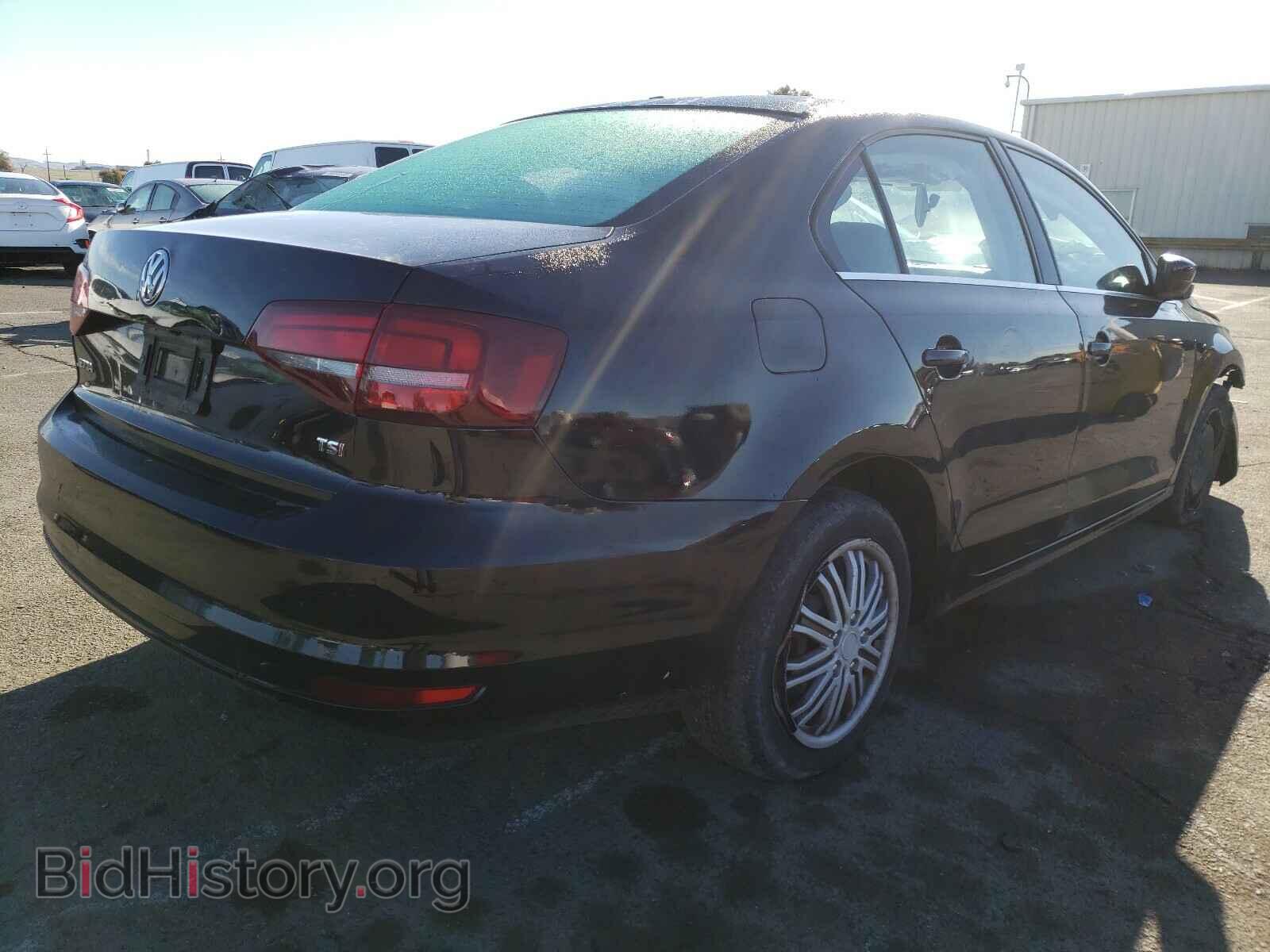 2017 VOLKSWAGEN JETTA - VIN: 3VW2B7AJ6HM391504 - Фото 4