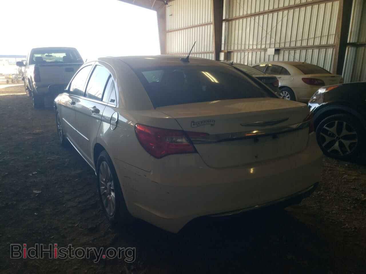 2011 CHRYSLER 200 - VIN: 1C3BC4FB9BN566622 - Photo 3