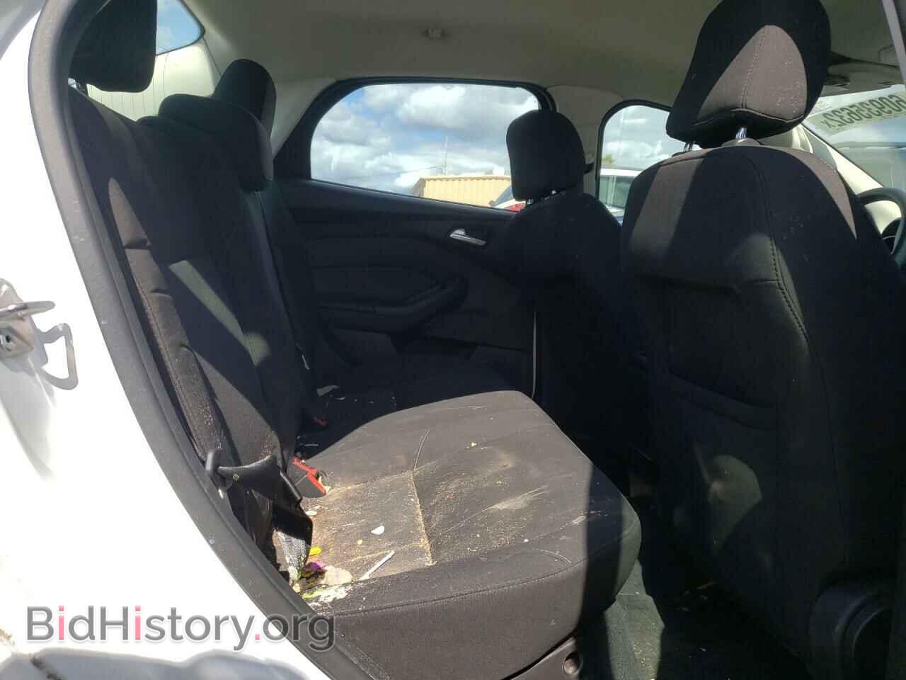 2016 FORD FOCUS - VIN: 1FADP3F21GL358696 - Photo 6