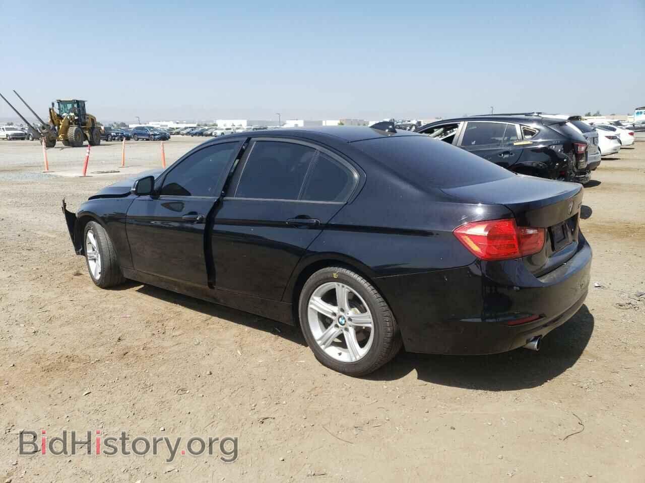 2015 BMW 3 SERIES - VIN: WBA3D3C59FK157711 - Фото 2