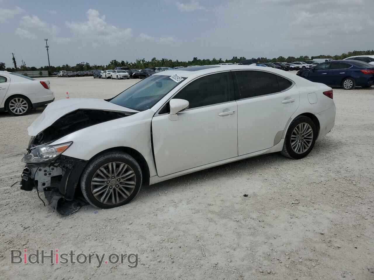 Фотография JTHBK1GG7F2197904 - LEXUS ES350 2015