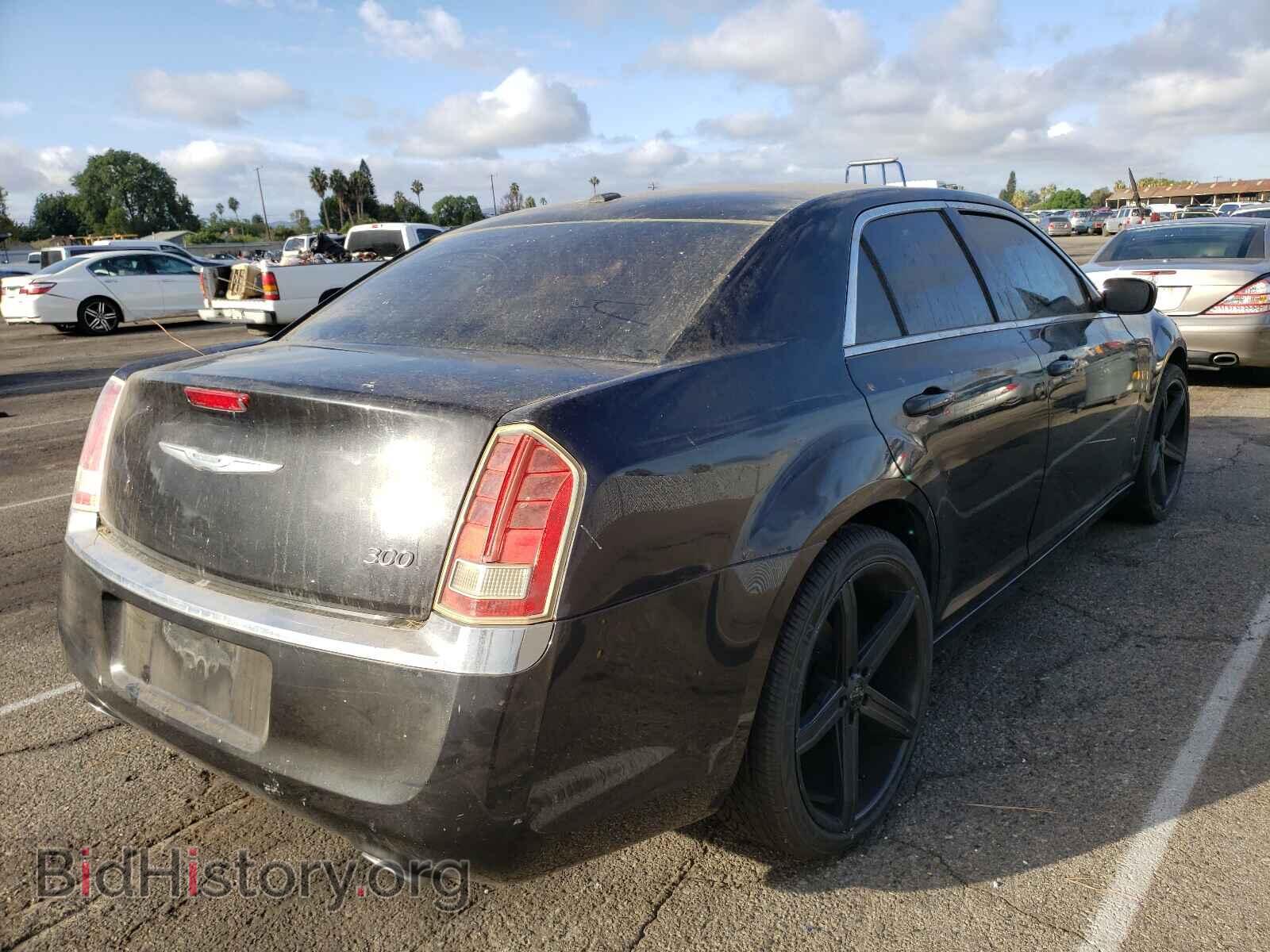 2011 CHRYSLER 300 - VIN: 2C3CA4CG6BH563079 - Фото 4