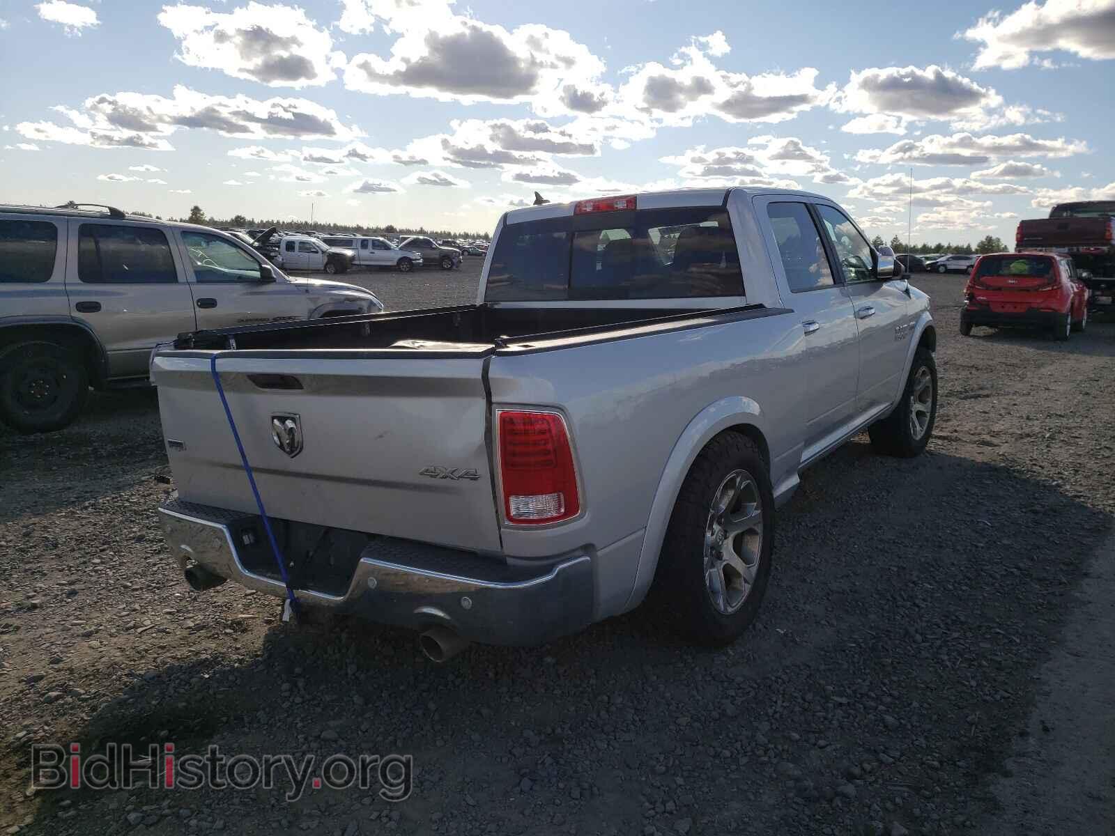 2017 RAM 1500 - VIN: 1C6RR7VTXHS844434 - Фото 4