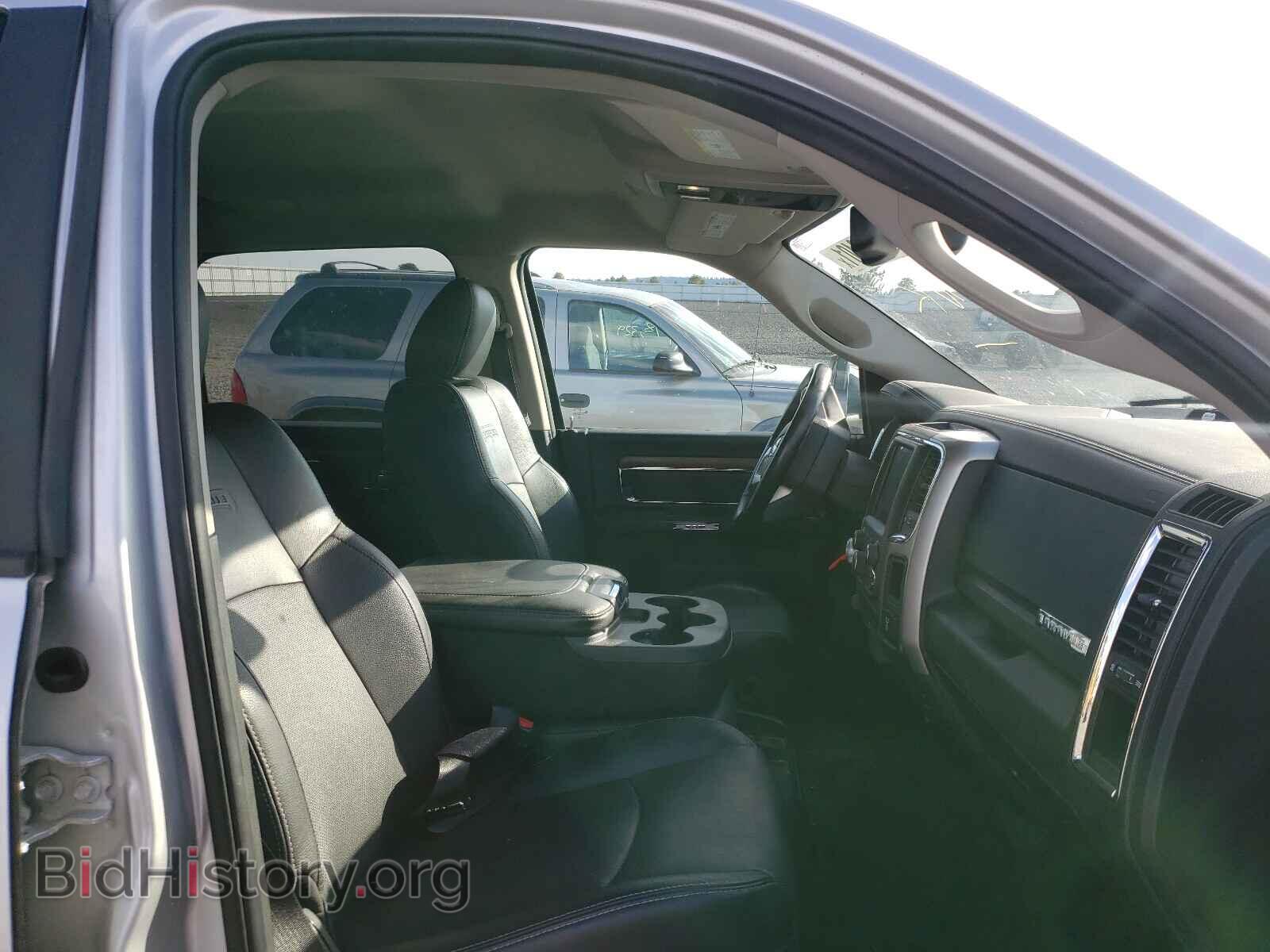 2017 RAM 1500 - VIN: 1C6RR7VTXHS844434 - Фото 5