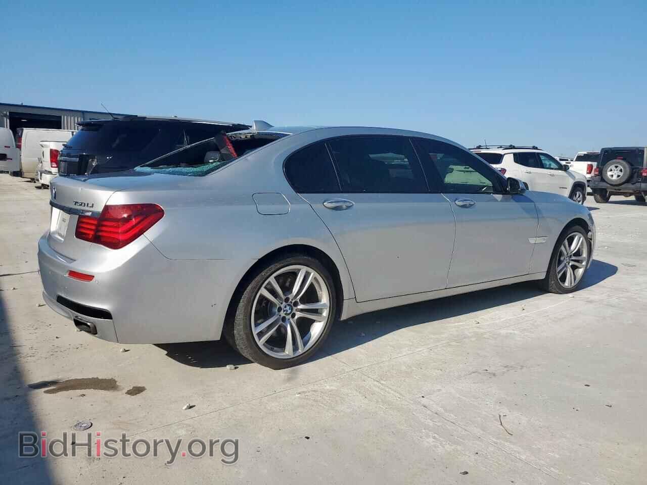 2013 BMW 7 SERIES - VIN: WBAYE8C57DD131786 - Фото 3