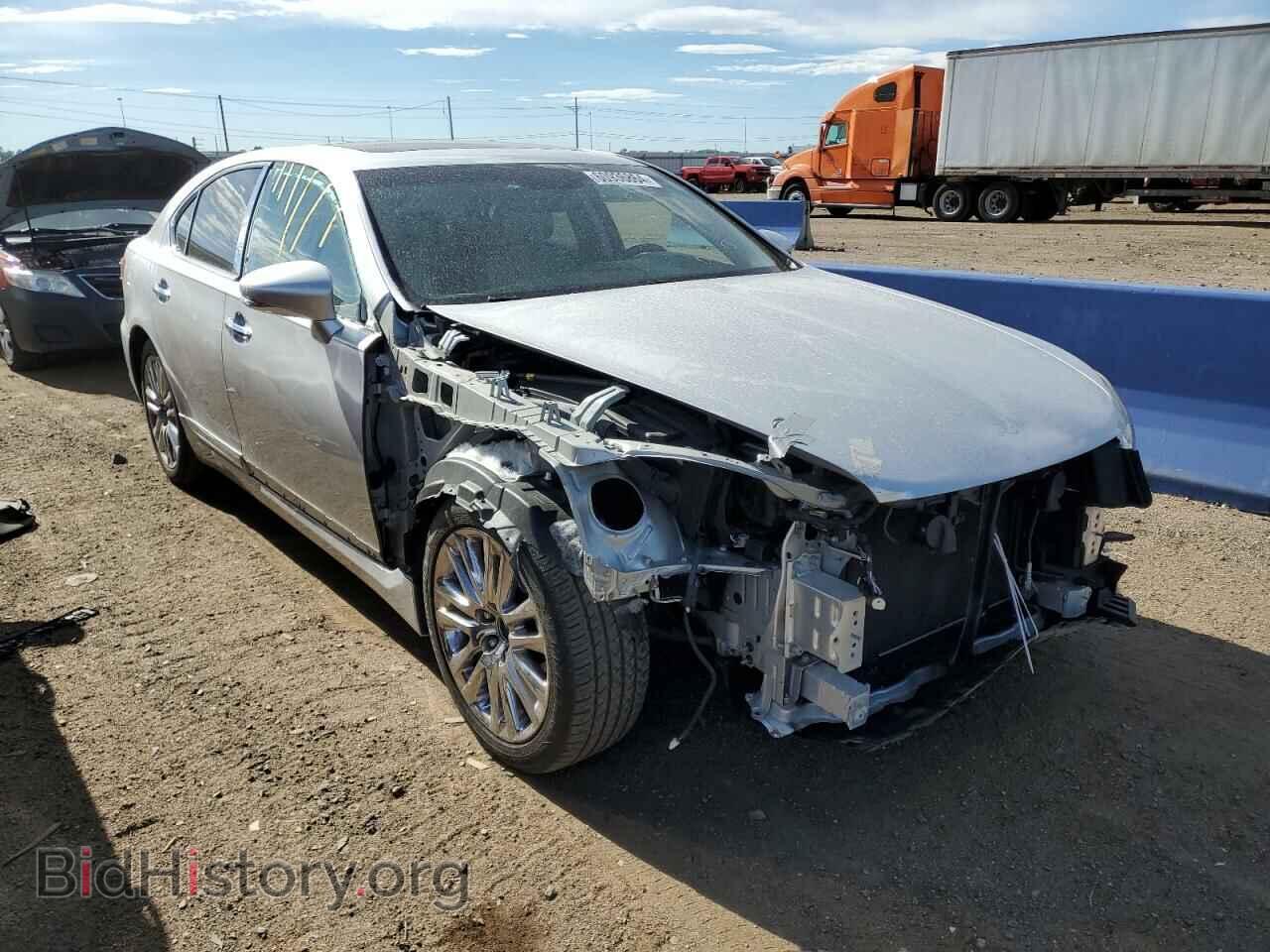 2014 LEXUS LS460 - VIN: JTHBL5EF8E5130191 - Photo 4