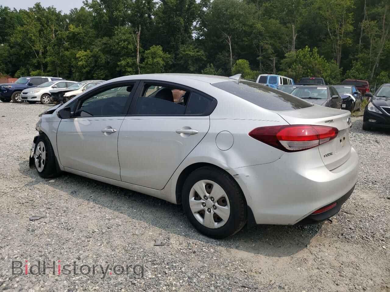 2017 KIA FORTE - VIN: 3KPFK4A78HE092467 - Фото 2