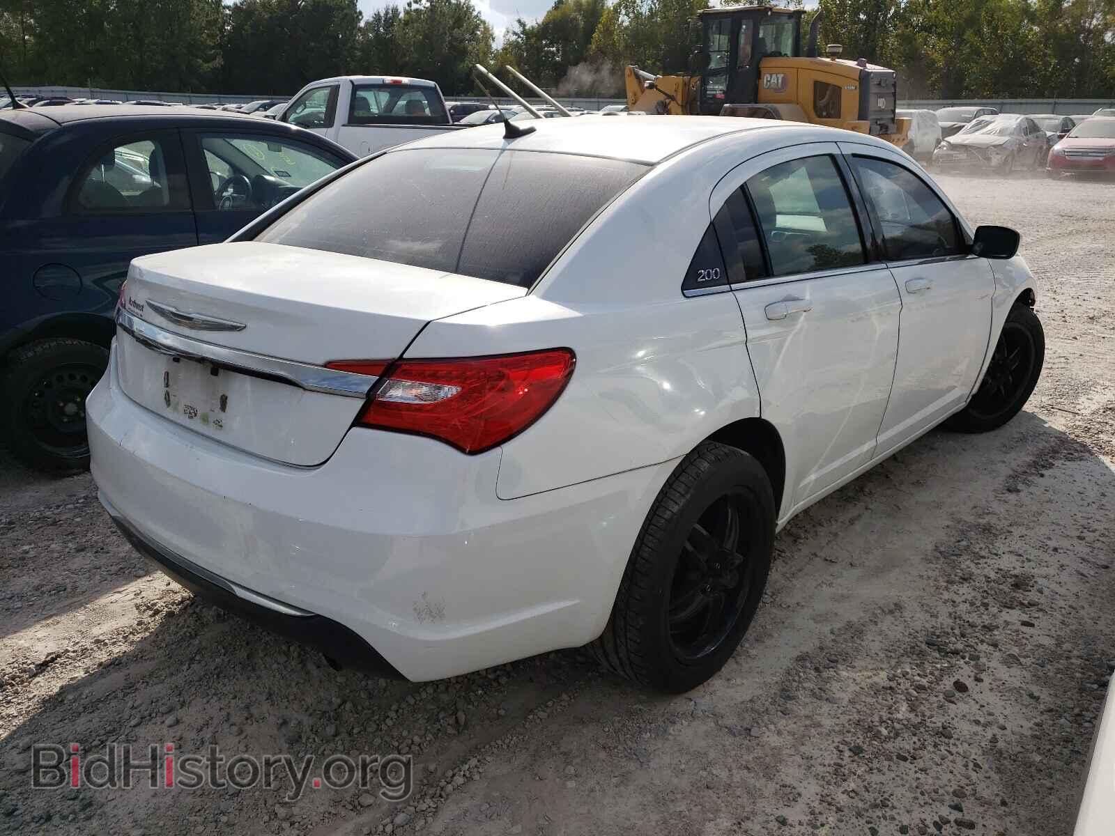 2013 CHRYSLER 200 - VIN: 1C3CCBBB2DN695593 - Фото 4
