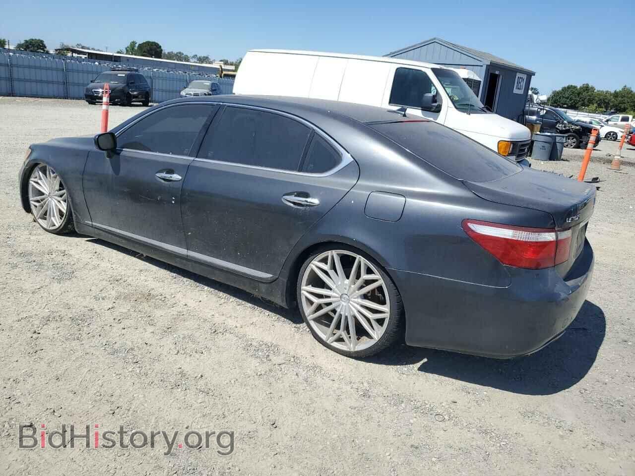 2007 LEXUS LS460 - VIN: JTHGL46F975018422 - Photo 2